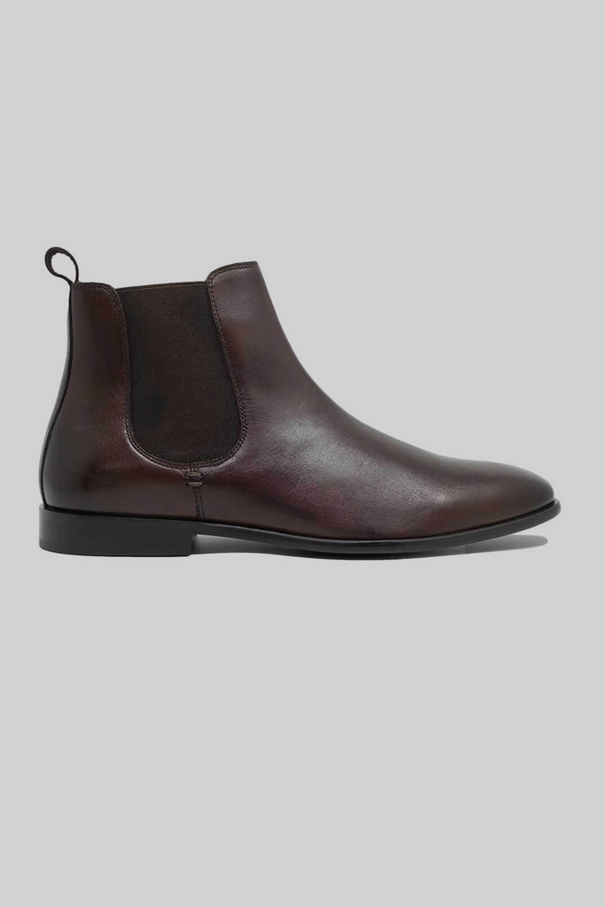 walk-london-florence-chelsea-brown